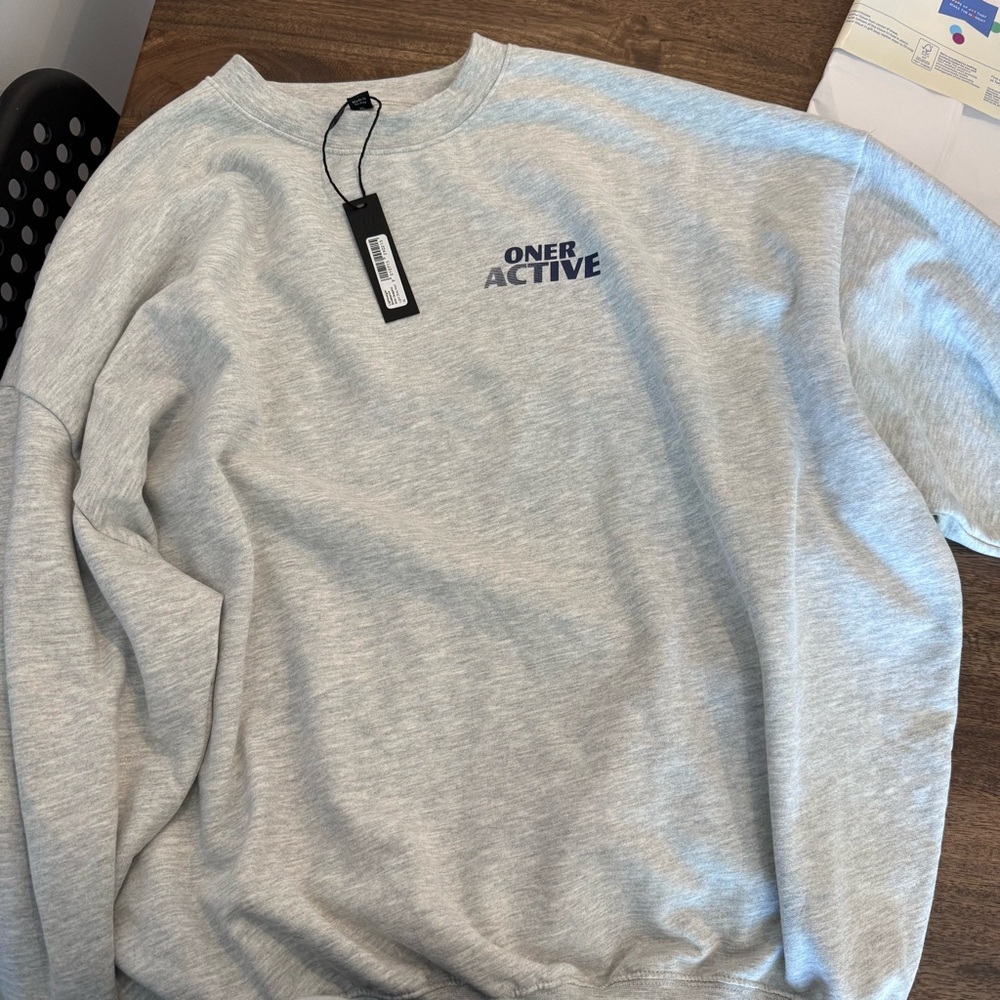 NWT Oner Active Lightweight Graphic Sweatshirt